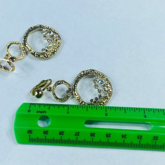 Art Deco Earrings Dangle Drop Clip-on Gold Tone Clear Rhinestones Gypsy Boho - Picture 9 of 16